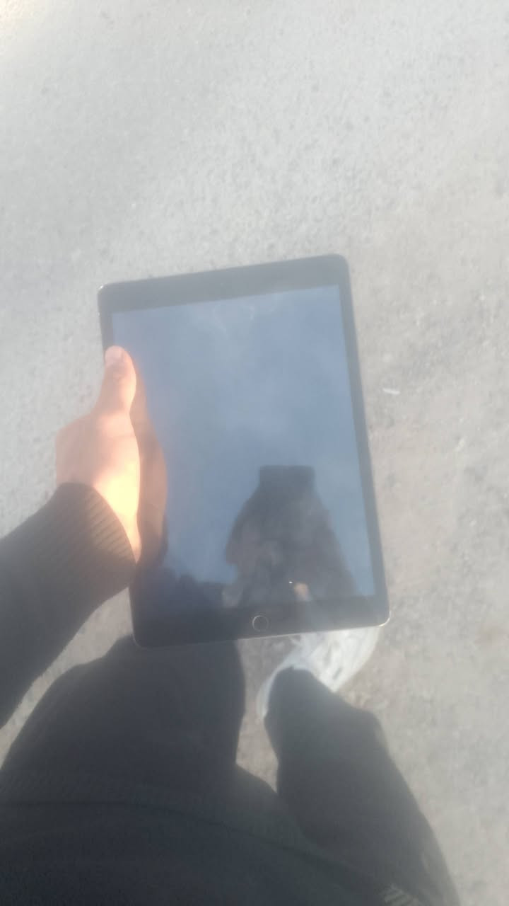 ايباد 9 اللبيع ذاكره 64 سعر خاص بي شويه سواد بل شاشه مامثر بل لعب عاديي مكاني كرمه


**إذا كنت صاحب هذا الإعلان وتريد حذفه لأي سبب، رجاءا أرسل رسالة إلى الدعم الفني**