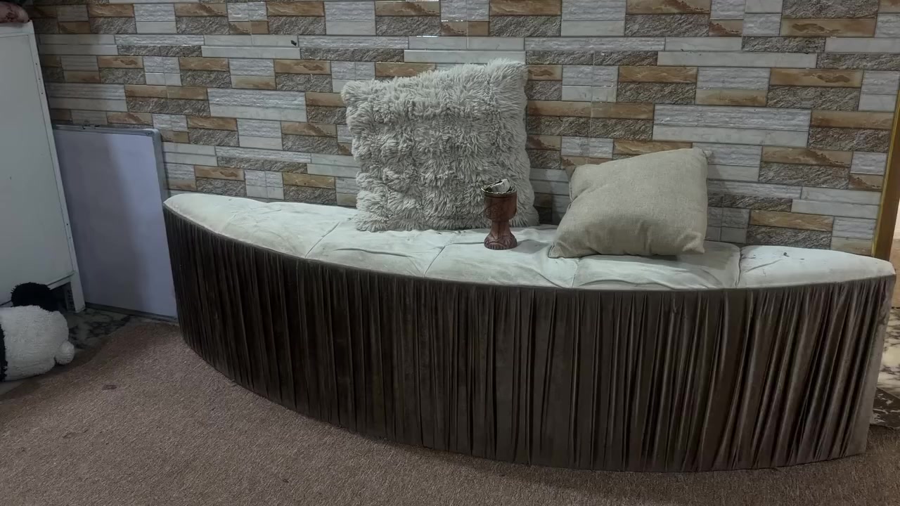 مساء الخير هذا الشازلون للبيع السعر 75 الف اذا مو شرايه لاتراسليني من رخصه الادمن


**إذا كنت صاحب هذا الإعلان وتريد حذفه لأي سبب، رجاءا أرسل رسالة إلى الدعم الفني**