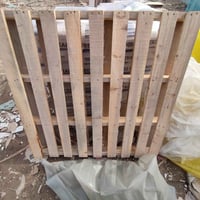 شباب عندي من هاذه سكيب قياس 110*110رقم 07725394374