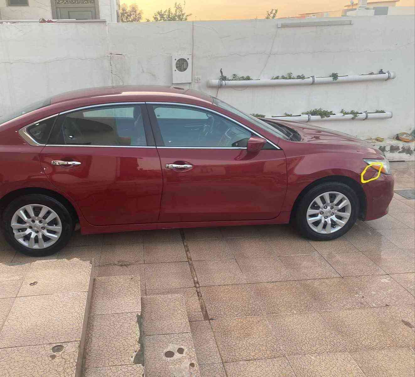 نيسان التيما ٢٠١٧ للبيع مواصفات s
كشنات جلد و هيتر  دبل كنترول ماشية ١٧٠ ميل  الگير و المحرك بشرط
السيارة بي نص جاملغ خلفي مصبوغ بدون ارياك بدون دواخل
ملاحظة: كمبريسر التبريد عاطل 
السعر  ١٠٠ ورقة
مكان السيارة اربيل
‌اذا انتە مشتري دزلي بالخاص


**إذا كنت صاحب هذا الإعلان وتريد حذفه لأي سبب، رجاءا أرسل رسالة إلى الدعم الفني**