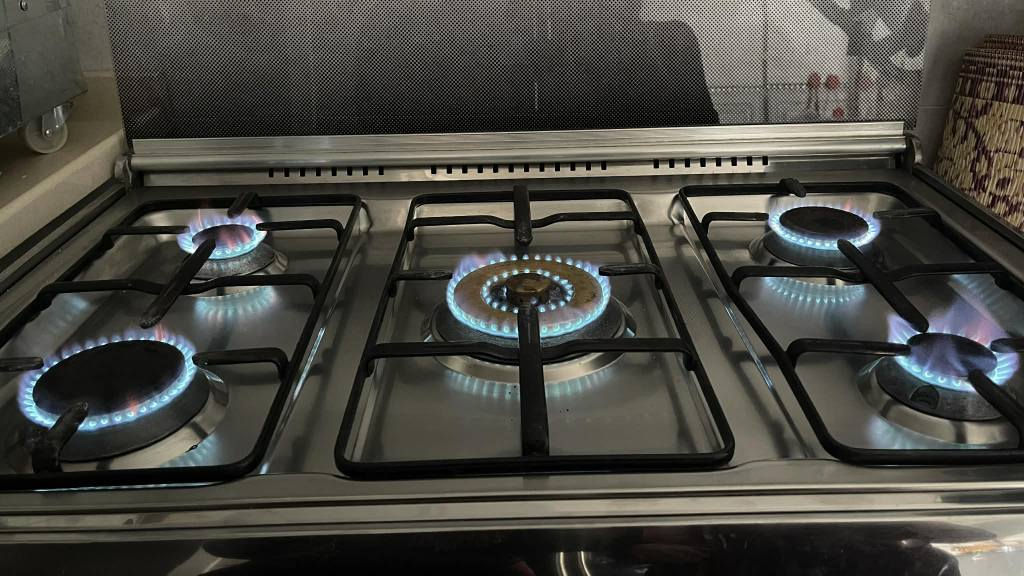 سڵاو
بۆ فرۆشتن تەباخەکە زۆر پاکە 
وەجبەی یەک ئەسڵیە فڕنە 
نرخی 180 هەزار 
جیازی ڕیازە بێ عەیب زۆری پێ دراوە
180 دەفرۆشێتەوە شوێن زەڕایەن السليمانية, العراق


**إذا كنت صاحب هذا الإعلان وتريد حذفه لأي سبب، رجاءا أرسل رسالة إلى الدعم الفني**