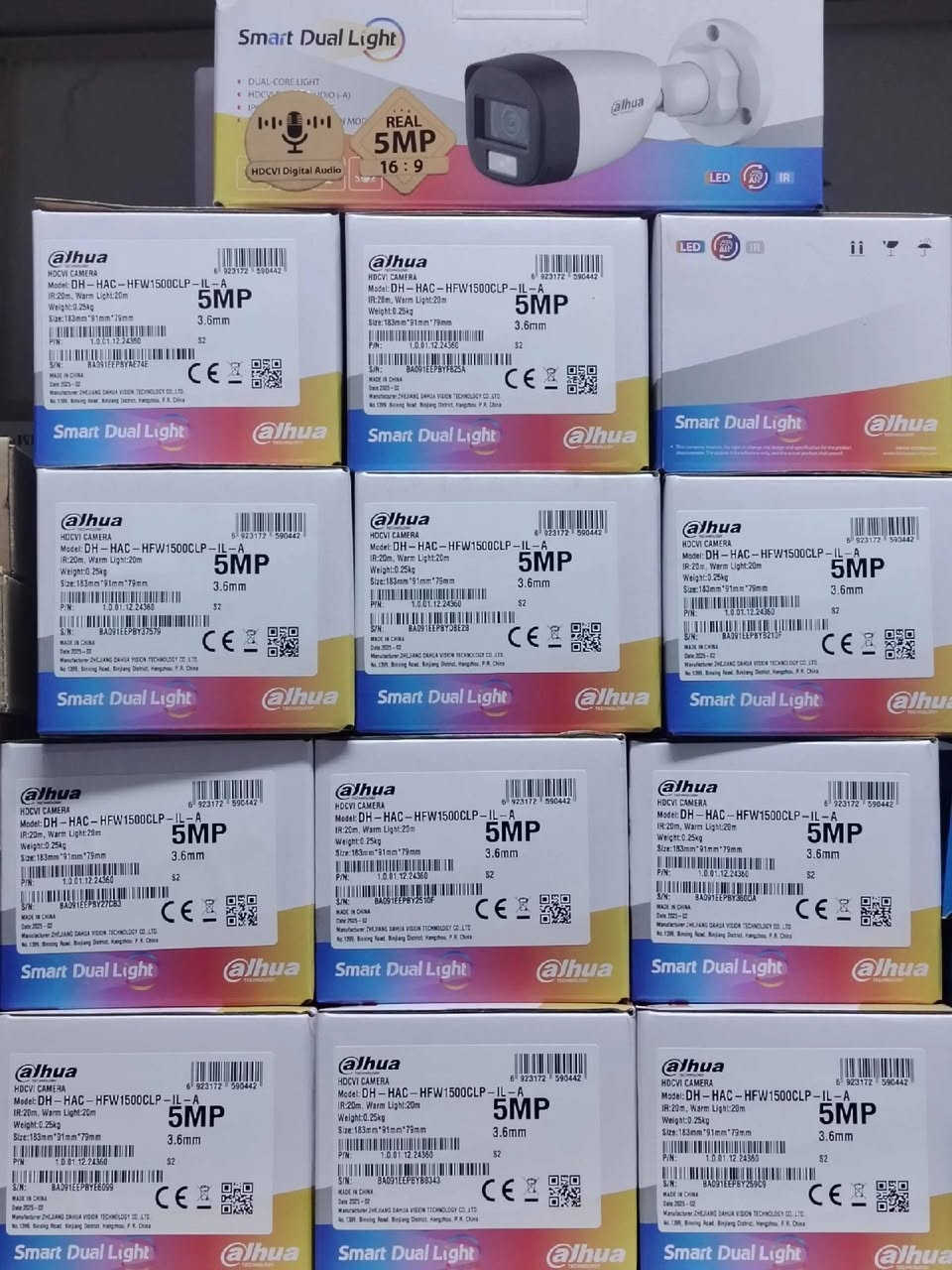 السلام عليكم 
يوجد لدينا تجهيز وصيانة وتنصيب جميع أجهزة الكاميرات وبكادر محترف. للتواصل عن طريق الواتساب 
***********
***********
Hqsn Hamzah
