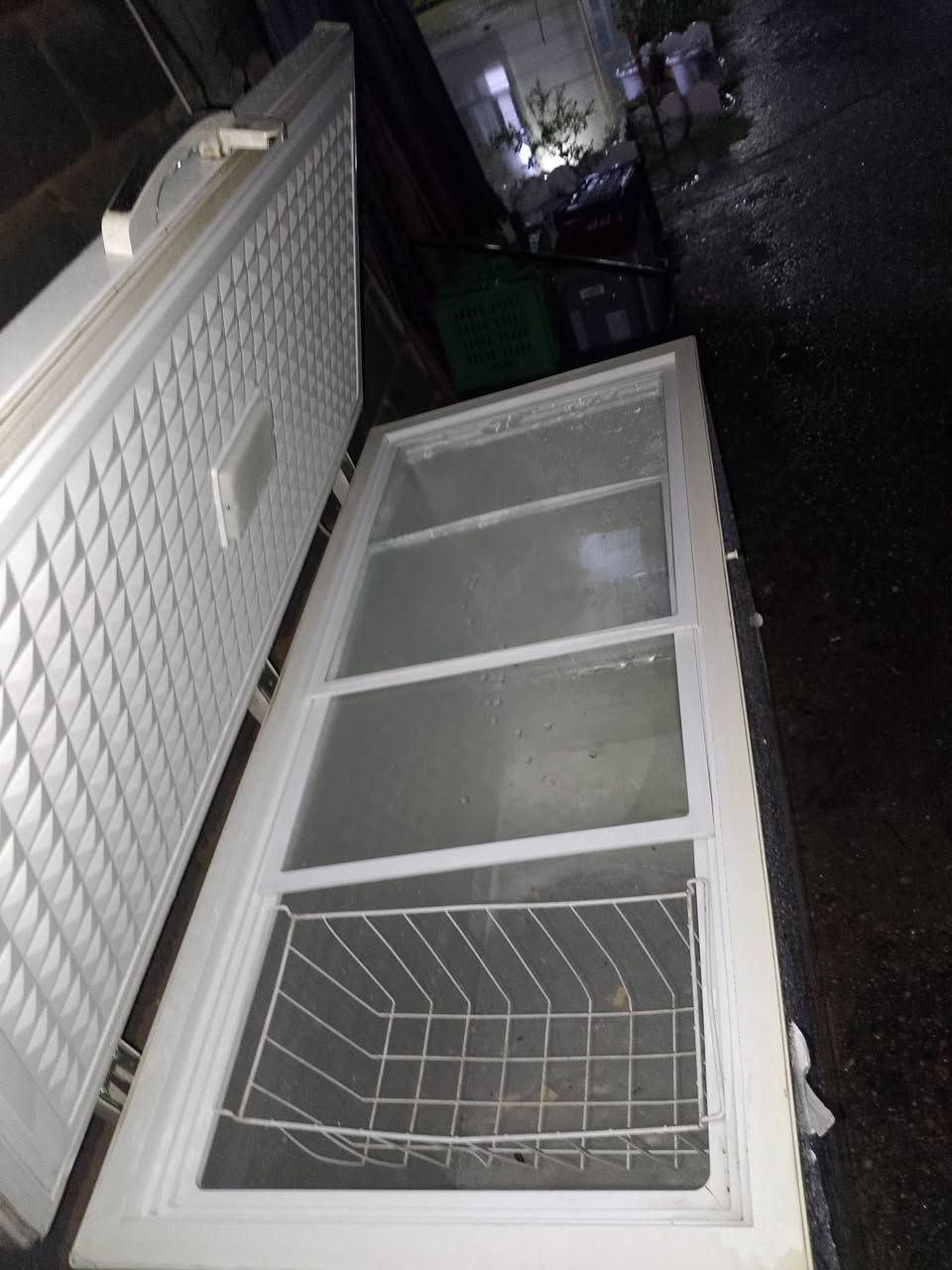 مجمده ١٨ قدم ماطور وغاز شركه ضمان سبوع سعرهه ٣٠٠ وبيهه مجال نوعيتهه ميديا مكاني شيخ حمد طريق زملت حمدي مقابل وكيل عادل عبوو ***********
