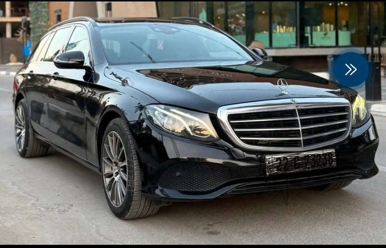 سلام عليكم 
مارسيدس e200 ستيت او ستيشن 
السياره كلين تايتل خليجيه موديل 2018
فول عده الفتحه ماشيه 65,000 السياره احلى من الصور بهواي 
مكينتها 4سلندر 2.0 تيربو يعني انسه البانزين 
معروفه مواصفات السياره رقمها اربيل
للبيع او المراوس سعرها 195 ورقه
للاستفسار الاتصال على الرقم ***********
المكان بغداد الدوره
