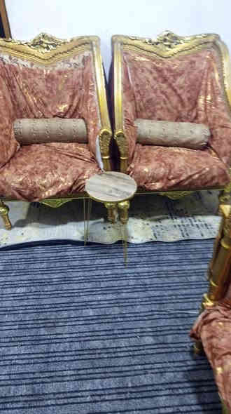 تخم قنفات ملكي 6قطع السعر200الف
البصره دورالشرطه76شارع84
واتساب***********
