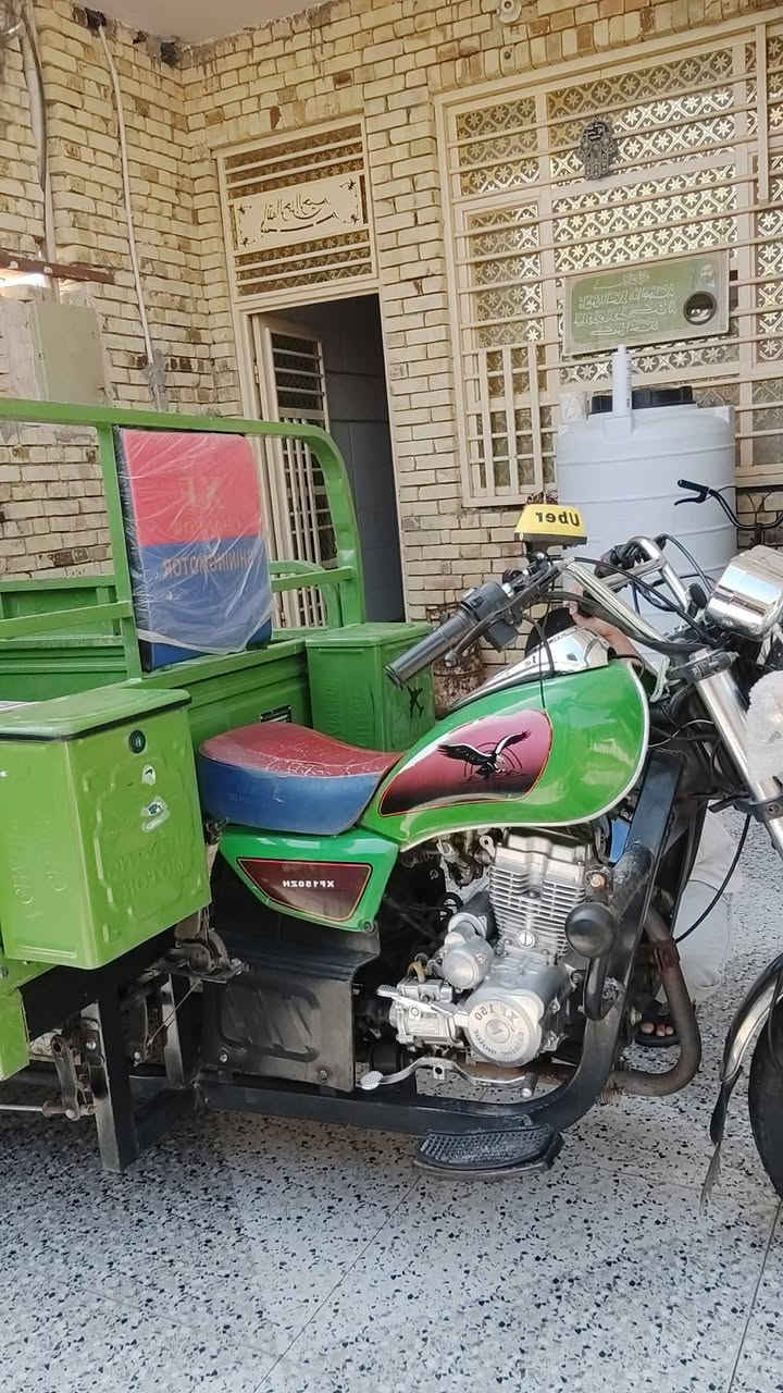موديل 23 اصوليه اوراق للترقيم ستوته خير من الله نظيفه وما متعوبه بالعماره بحي العسكري السعر بليونين واربع ميه وبيها مجال,***********
