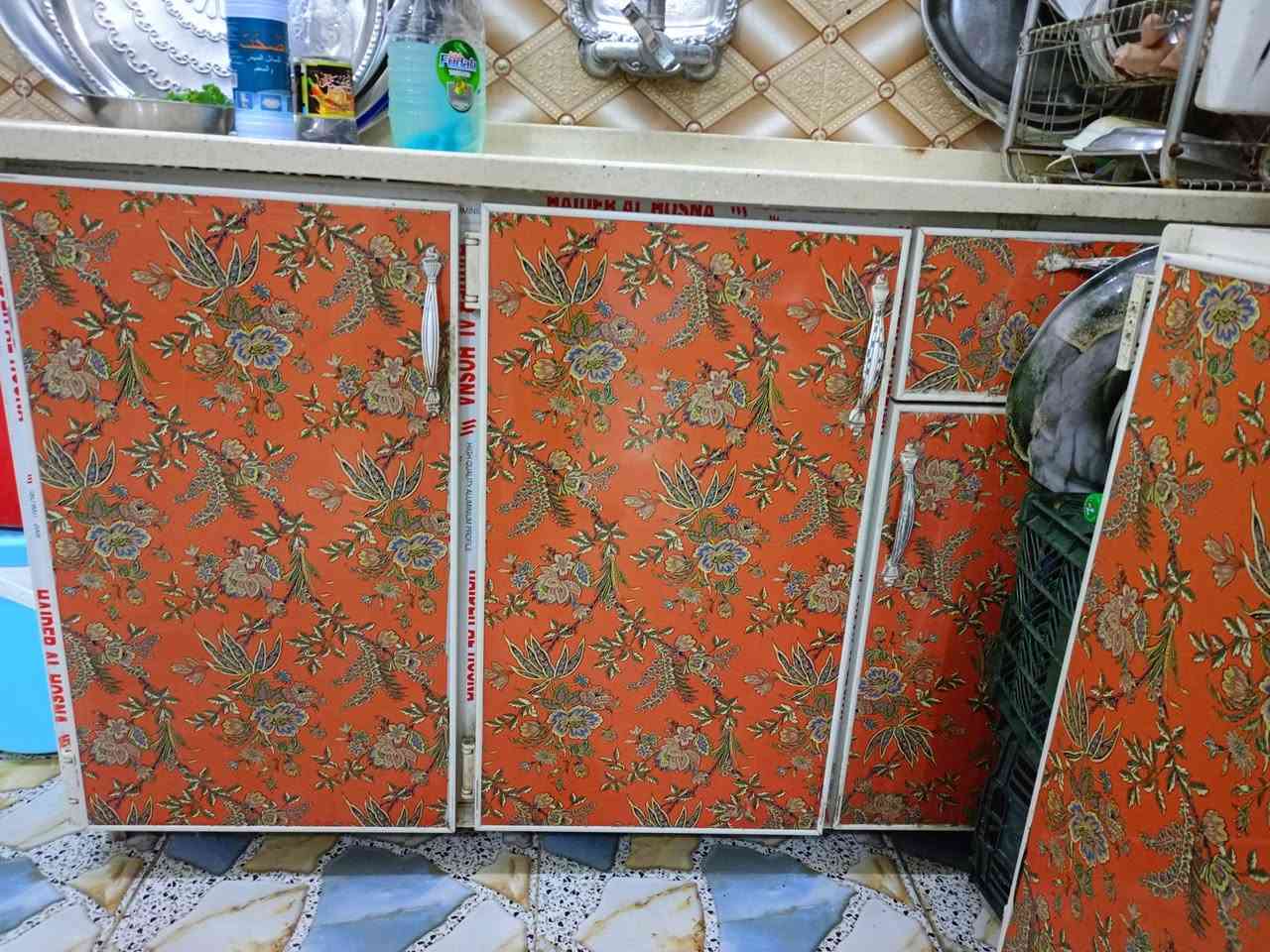 السلام عليكم
للبيع كاونتر مستخدم 
بي نقص بس بابين 
السعر على الخاص 
***********
