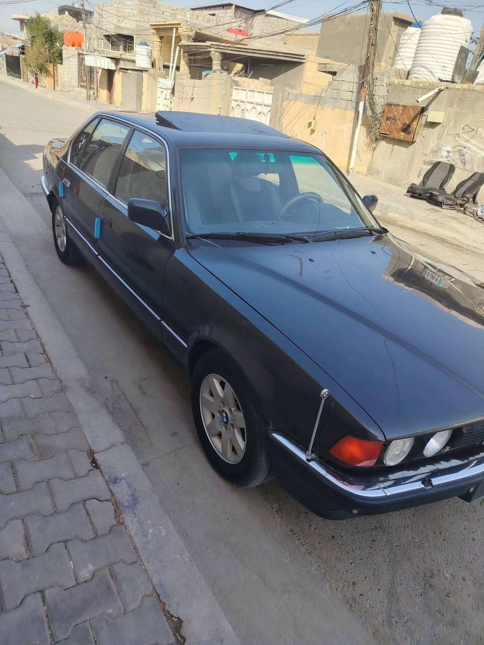 من رخصت مدير لكروب سلام عليكم بيم لبيع موديل ١٩ حجم ٧٣٥ سيارة بلاديه رقم صلاح الدين مشروع وطني مكان سياره بغداد كير ومحرك كفاله سعر ٥٥ وبيه مجال تصال رقم *********** و***********
