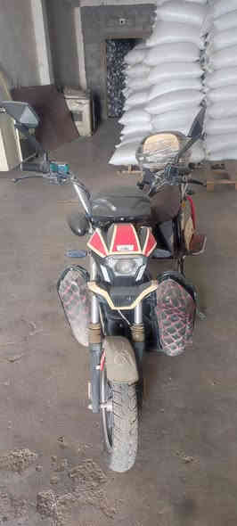 ماطور هيوشا شحن للبيع بدون بطاريات سعرة 300ألف قفل تفاصيل هذا رقم  ***********
