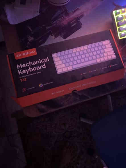 السلام عليكم pc للبيع مع كامل ملحقاتها
يجي وياه 
1 ماوس attack shark x11
2كيبوردzifrriend red switch 
3سماعات hyperx cloudII
4كرسي كيمنك
5ميز120cm
6يو بي اس 1500w
7+حساب كيم باس سنوي+حساب ستيم متروس العاب
مواصفات الpc:

1 GASE GALAX REV 07 WHITE
2 PSU MSI 600W A600DN
3 MB MSI B760M-E D4
4 CPU 15 12400F Tray
5
Fan Intel Core 15
6
DDR4 32GB (2*16GB) 3600 TCREATE HEATSINK
7
NVMe 1TB LEXAR NM620 3500mb/s
8
PNY RTX4060 8GB VERTO DUAL FAN DLSS 3
LED LG 24GN60R FHD IPS 144hz 1ms HDR 
FreeSync
للاستفسار خاص
او واتساب***********
