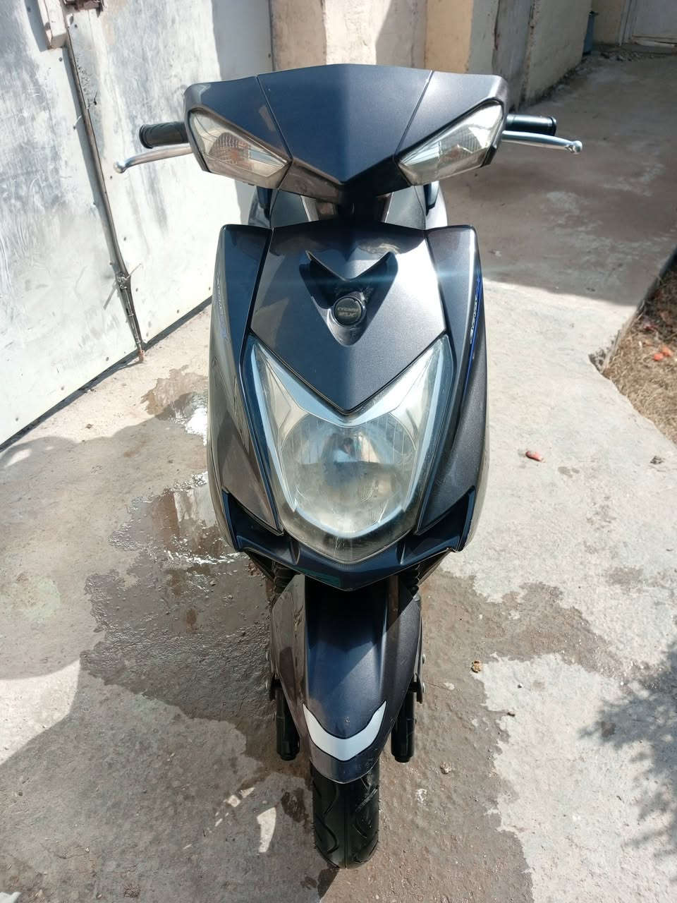 سلام عليكم دراجه للبيع
نضافه فول سرعه خير من الله 
الاتصال عله الرقم ***********
بلمسيب حي الميثاق
