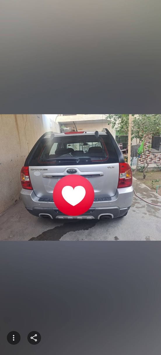 كيه سبورتج ٢٠١٠ مكفوله ماعده البنيد جارد بلادي فقط محرك بل صندوك تبريد ثلج رقم بغداد بسمي بيه منضومه غاز انسه صرف بانزين موصفات خاصه مري شفط تدفئه تبريد بل كراسي كشنات جلد حساسات بلادي تبريد ابيانو فتحه ماعده البصمه الرقم *********** السعر ١٢٠ بيه مجال العنون بغداد تاجي
