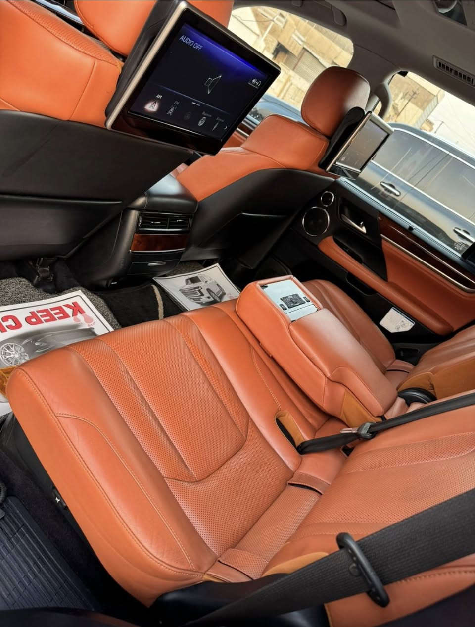 السلام عليكم لكزز موديل 17 سونار موجود با لمنشور مكان السياره بغداد السعر 62 ست دفاتر وعشرين ورقه ***********
