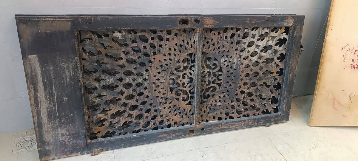 للبيع غرفة اخشاب كامله سته باب طابقين صاج ..
بيبان حديد الثقيل جدد اثنين ..
للتواصل واتساب او اتصال ***********
