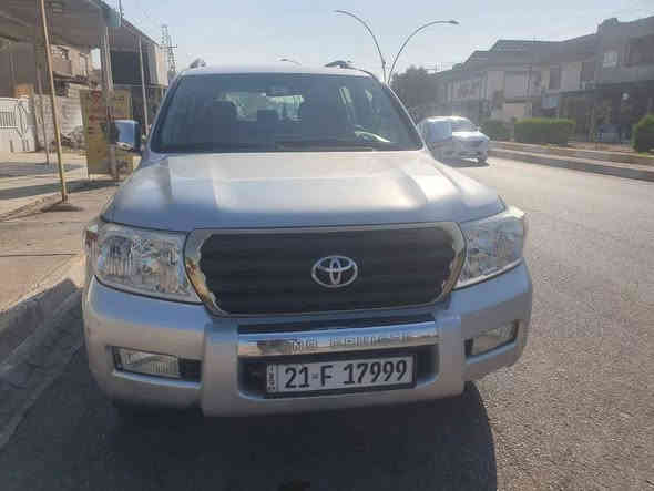 لاندكروزر ٢٠٠٨ غاز و بنزين ڕقم سليمانيه سياره ايد واحد أكثر من ١٣ سنة بدون صبغ فقط دعاميات بسبب لاصق تغليف(لزكه). كير محرك اكسل بشرط بيها كوبون بنزين و غاز كركوك سعر ٢٦٥ 
***********
*********** كركوك
