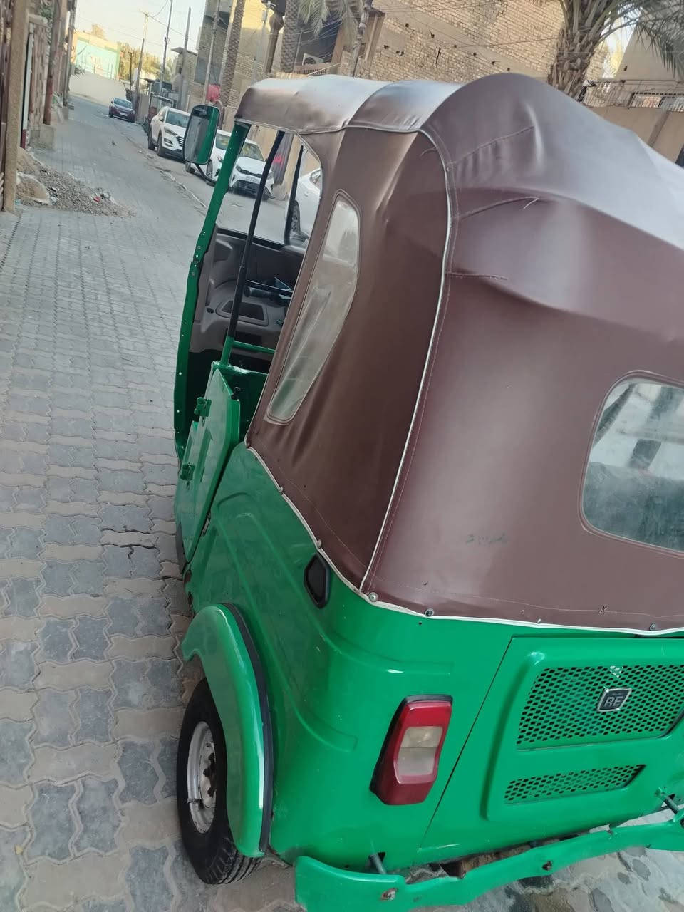 سلام عليكم ورحمه الله تكتك مكفوله تجي تكلب وتاخذ للبيع سعر كلش مناسب ولين عدي بناء اريد ابيع 5ونص  تصال  واتساب او ع خط ***********  وشكرن لكم
