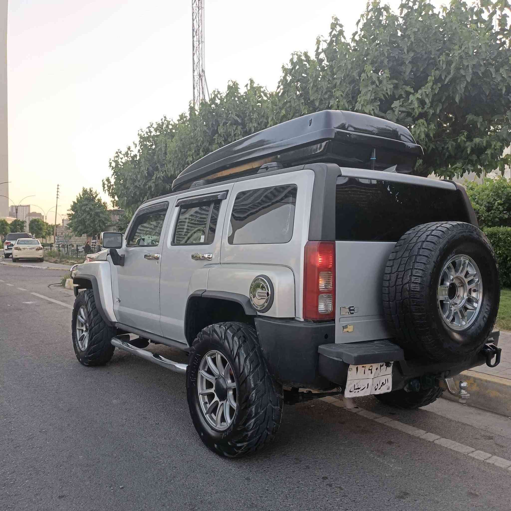 همرمؤديل 2007سياره يه كى زؤر جوانه كيرومه كينه ى به شه رته كيرى تؤماتيكه ده بل اكسله جام كاره بايه كاميرا يه كوشن جلده هيته جوارتايه ى جه به لى نوييه ئاوينه كاره بايه ته بريده بئ ليدرانه بئ سبوغه 500$غرامه ى له سه ره به شه رتى تحويل سعر110مه جال ***********شوين هه ولير أربيل, العراق
