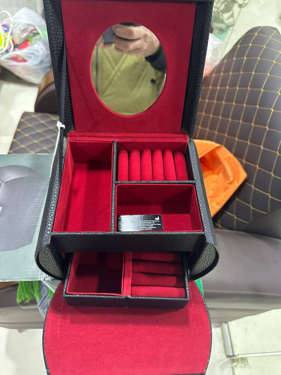 اغراض للبيع كلمن وحسب سعرة جديد غير مستخدم


**إذا كنت صاحب هذا الإعلان وتريد حذفه لأي سبب، رجاءا أرسل رسالة إلى الدعم الفني**