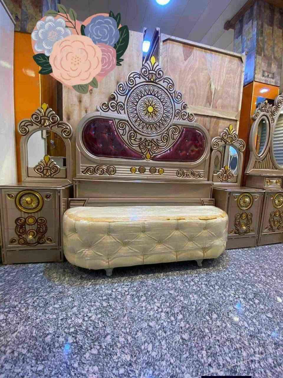 للبيع غرفة نوم 10 قطع نجارة عراقية جديدة مع دوشك عدد 2 حلة ابو خستاوي
***********
***********
