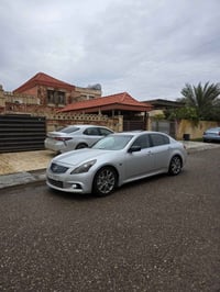 انفينيتي g37S اصل اس السياره تو ويل ماشيه ٦٤ الف كيلو متر بدون غرق وبد...