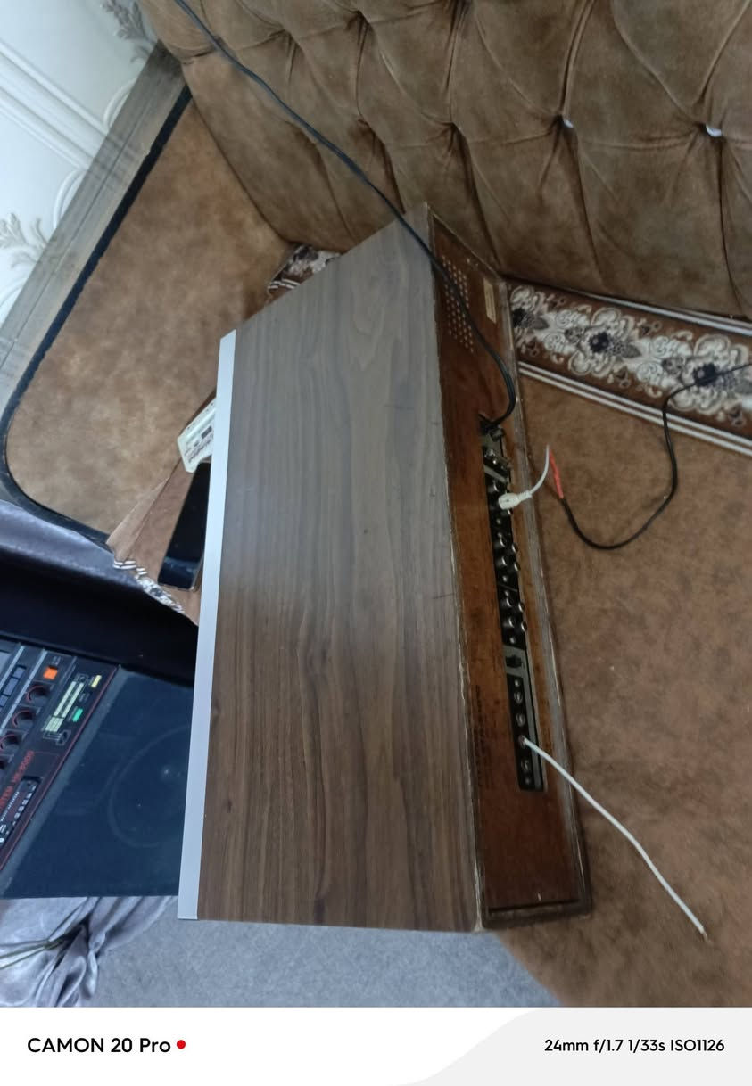 مسجل رايزنك على وضع الشركه نظيف كله شغال راديو ومسجل واواكس السعر 90مع التوصيل الاستفسار على الرقم ***********
