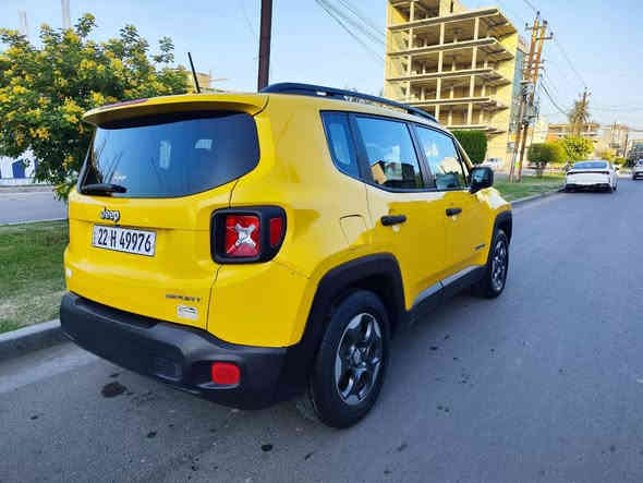 سلام عليكم 
للبيع Jeep renegade sport 2017
- جيب رينيجد سبورت 2017 
- محرك 2400 
- ماشية 70,000 ميل 
- ضرر جاملغ امامي و ربع الباب فقط بدون دواخل السيارة و بدون ايرباك كله سليم 
. رقم اربيل بأسمي سنوية و هزة جديدة ، الهزة و البراد  لغاية شهر 7/2026
السعر المطلوب 12,000 $ قابل للتفاوض
مكانها بغداد المحمودية 
للأستفسار 
***********
***********

