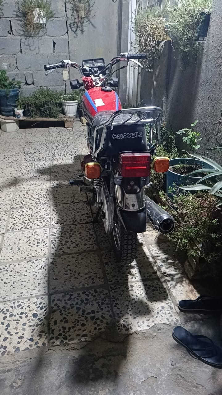 ارشا موديل 25 شهر لثامن الدراجه نقص برغي مابيها خير من الله السعر 650وبيها مجال مكاني مسيب
***********
