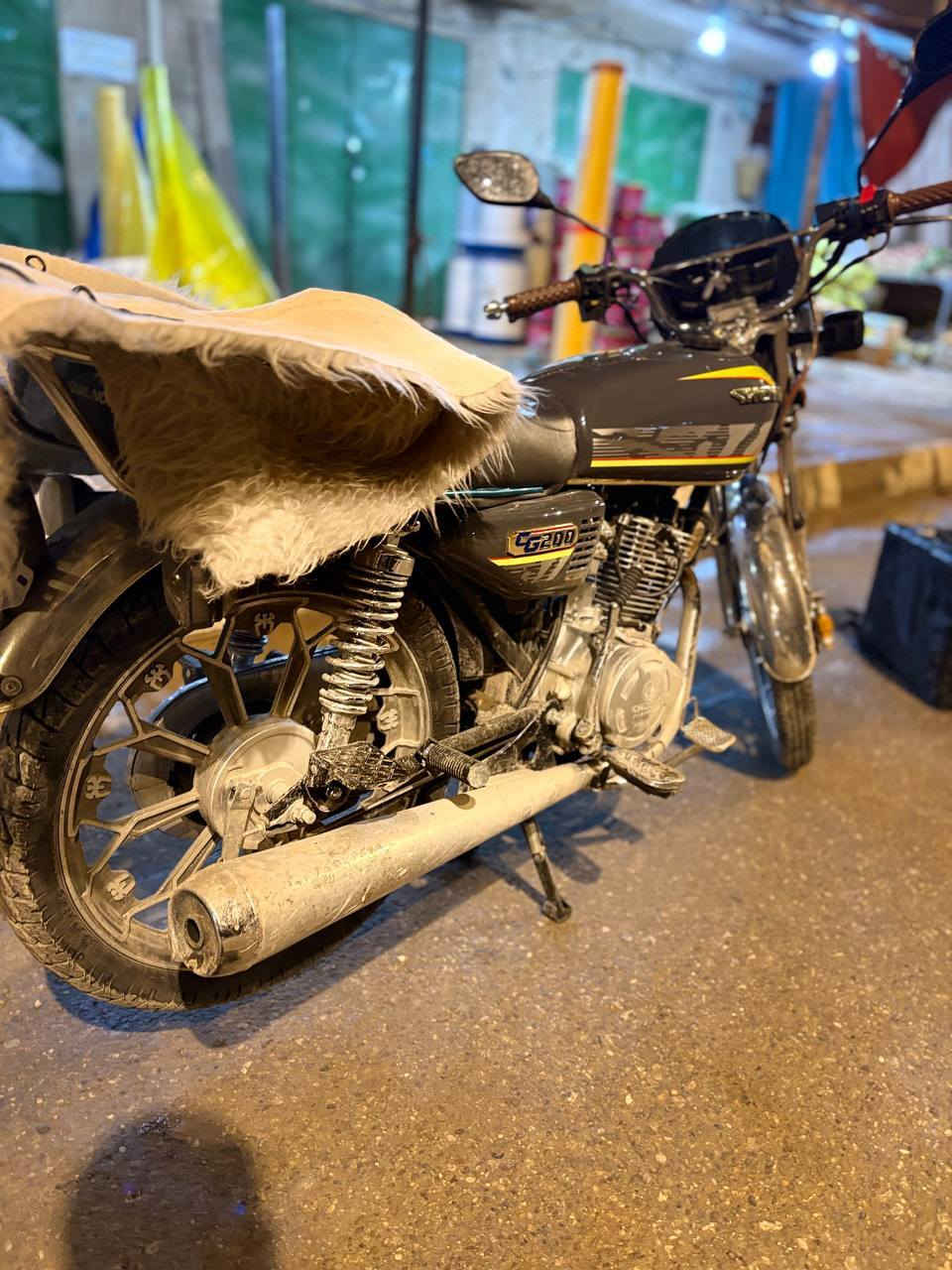 سلام عليكم 
سونك للبيع 
موديل 25بصمه بل شاشه 
بعده ماطور جديد مابي نقص 
اوراق بصمات كامل 
السعر 750قفل 
,عنوان رأوه 
الاستفسار ***********
