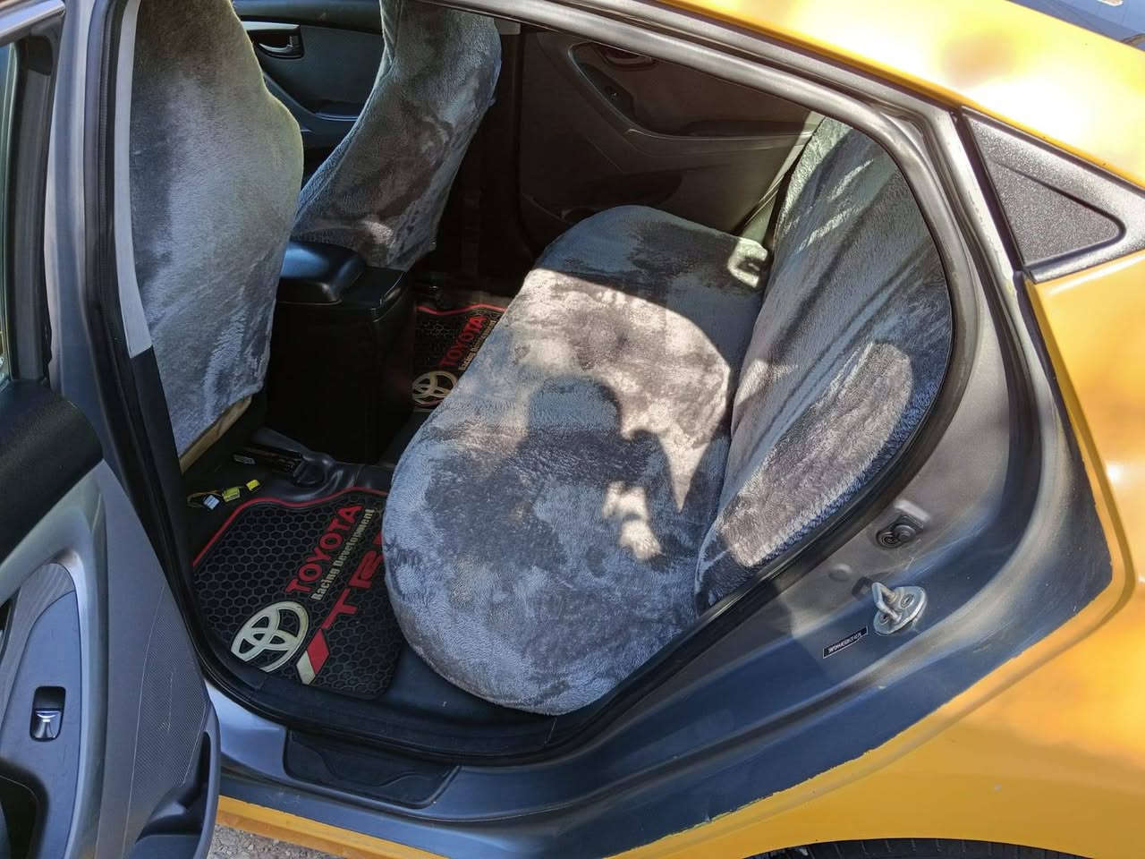 النترا وارد أمريكي موديل ٢٠١٣ بيها قبق الصندوك مبدل بلادي محرك ١٨٠٠ قبل أربع أشهر بدلتة جديد لا صرف لا بخار لا صوت كير جديد مبدل  رقم بغداد دولي سنوية منتهيه جديد سيارة جاهزة السعر ١٠٥ بيها مجال مكانها كركوك ***********
