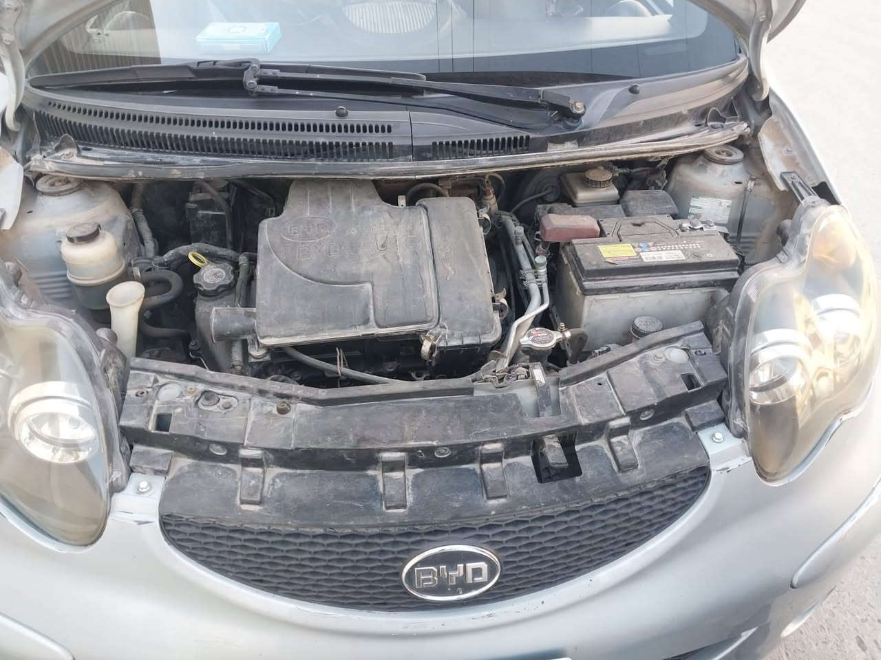 سلام عليكم byd  f0 2013 رقم بغداد مصفره من الغرامه وما عليهه كلشي تحويل ثاني يوم سنويه جديده رقم جديد  تبريد شغال السياره بصمه قطاره ب البانزين انسه الصرف 
عنوان شهداء البياع 
رقم الهاتف 
***********
***********
واتساب متوفر
السعر 32 وبيها مجال
