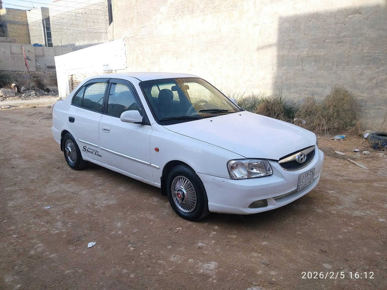 هونداي اكسنت 2000 رقم بغداد بسم جيراني سنويه لل27. كير ومحرك نظيفات حيل  مكفوله من الضربه القويه  والكص تبريد مايشتغل بيه رشات صبغ ابيع حزام ،،،مكانها بالقاسم السعر 45 وبيه مجال للشراي ***********
