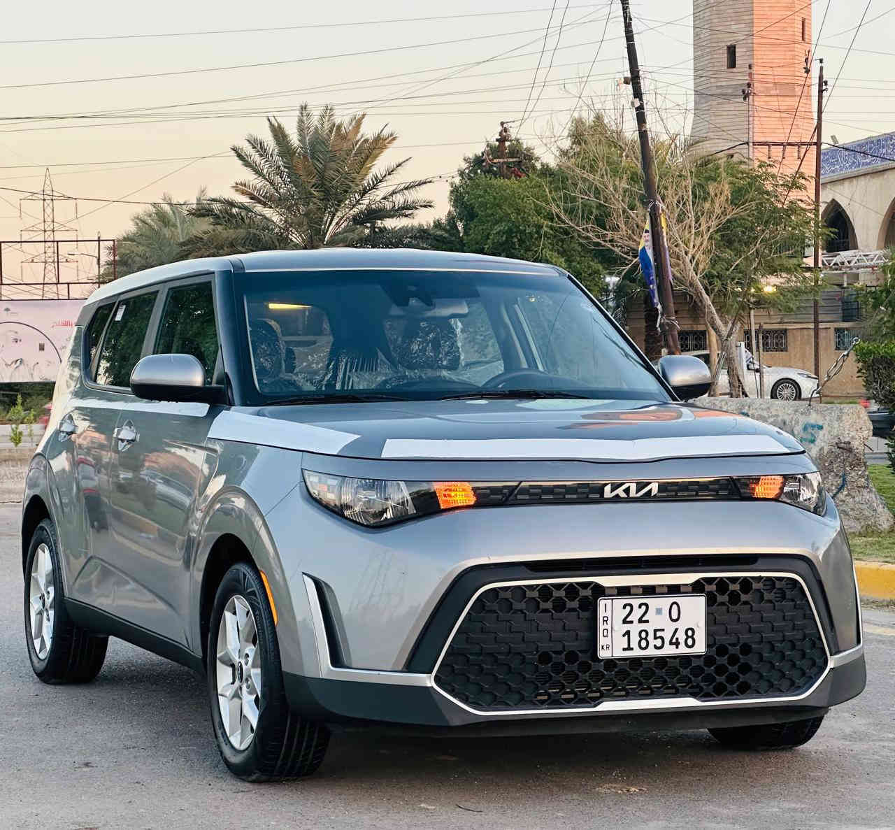 السلام عليكم ( كيا صول وارد امريكي 2023 محرك 2000 دوش
بجم مكفول كبس

دخول جديد مرقمة اربيل هزة وفحص وترقيم كلة جديد 

ضرر السيارة : بابين و بجاملغ

مواصفات :

 بصمه تشغيل . بصمة ابواب  

كرسي السائق كهرباء

تشغيل عن بعد

تبريد لمس شاشة منفصل حار بارد

شاشه كبيره دعم كار بلي 

رادارات امامي خلفي جانبي ونقطة عمياء

توقف ذاتي أمامي خلفي

قياده ذاتيه/تحديد مسار السياره

مثبت سرعه كروز 

محرك 2000/دوش

شحن واير لس مخرج USB + تايب سي 

انضمه قيادة عادي+سبورت

شاشة دجيتل وباسقي المواصفات المعروفة 

العنوان : بغداد / الكرخ

للاستفسار *********** ومتوفر بي واتساب
