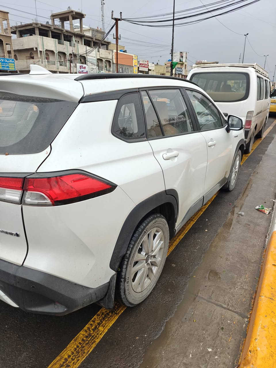 كورولا كروس  – الشكل الخليجي، فول مواصفات، علامة زرقاء !تجميع صيني

موديل،2024 | رقم بغداد ا مع كراسي داخل بيجي كهرباء 

✅ محرك 2000 سي سي – 4 سلندر هايبرد (صنع في اليابان)

✅ دفع أمامي + ناقل حركة CVT

✅ جنوط قياس 17 إنش

✅ دخول وتشغيل بصمة

✅ تحكم كهربائي كامل بالنوافذ

✅ 4مقاعد جلد

✅ تبريد أمامي وخلفي

✅ فتحة سقف (سلايد)

✅ نظام مراقبة ضغط الإطارات TPMS

✅ نظام رادار أمامي ومثبت سرعة

✅ حساس امامي خلفي

✅ بلوجكترا السياره فول واحد على واحد

• نظام تحذير التصادم الأمامي

• نظام التوقف التلقائي

• نظام تحذير الخروج من المسار

• نظام البقاء داخل المسار

✅ نظام ABS

✅ منافذ USB-C

✅جنطه كهرباء 

(ملاحضه) بيه زلغ بسيط

السعر :  165$ 

ماشيه 48 الف قابل للزيادة

للاستفسار الاتصال :***********
