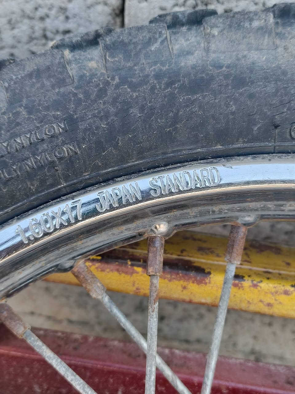 السلام عليكم غراض مستعملات مكينه15 مكاني كوت سيد شاطي رقمي ***********رمش وانا اخابرك
