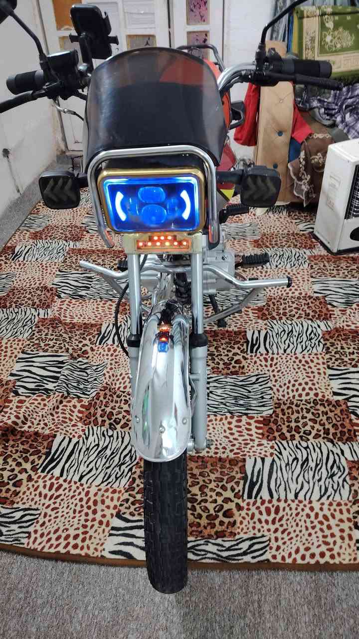 للبيع ماطور إيراني جديده فول موديل 24 اني من الرمادي حي التأميم شراي اتصل ***********  سعرها 800
