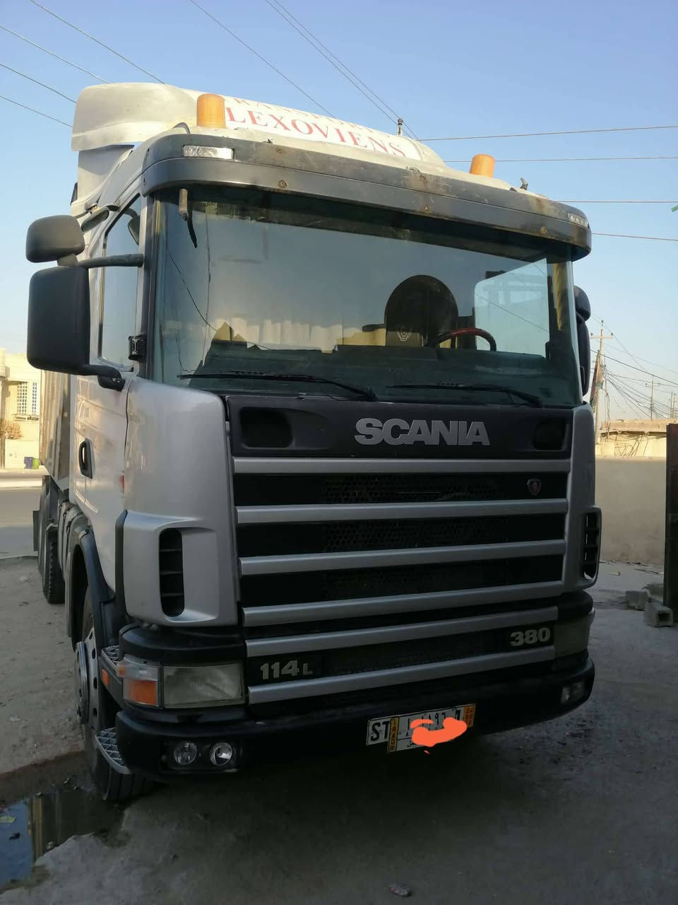 سكانيا للبيع رقم بصره ٢٠٠١ سنويه لسنة ٢٦ مكينه سته انجكتر لاتنقيص ولاتبخير گير ٣في٣ مجموعه ٩٧ ٢٨ تخم تاير بدي تفصال عماره مكان معرض العونان في الزبير نقال ***********
