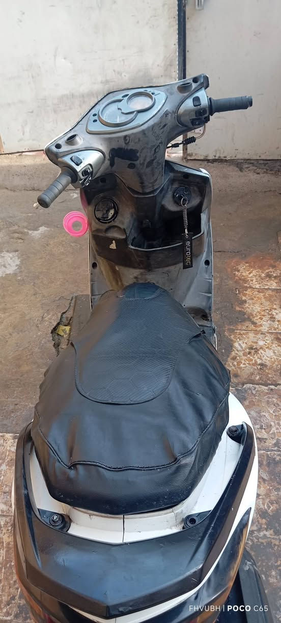 سلام عليكم سكنس فحل كابريتر كوري دراجه نضيفه شلعه معدل طياره كهربائية كلها شغاله  نكره ابكل وقت بيها صوت جواكيج او بنز مال اكلج خلفي فقط سعر 350 او بيها مجال قليل ترهم امراوس مكاني الحسينيه مال راشديه شارع ابو سمير يم صوره الشهداء موجود عل نت


**إذا كنت صاحب هذا الإعلان وتريد حذفه لأي سبب، رجاءا أرسل رسالة إلى الدعم الفني**