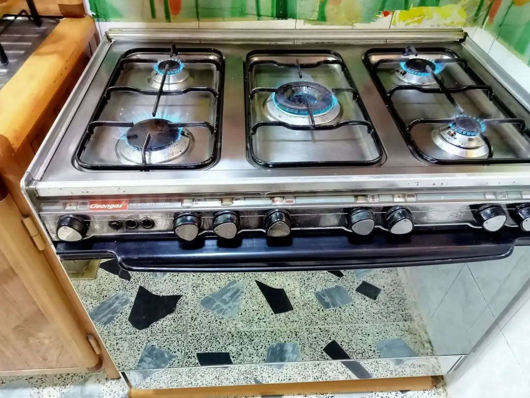 للبيع طباخ نظيف ب 150 ومرشحه 65 بيهم مجال


**إذا كنت صاحب هذا الإعلان وتريد حذفه لأي سبب، رجاءا أرسل رسالة إلى الدعم الفني**