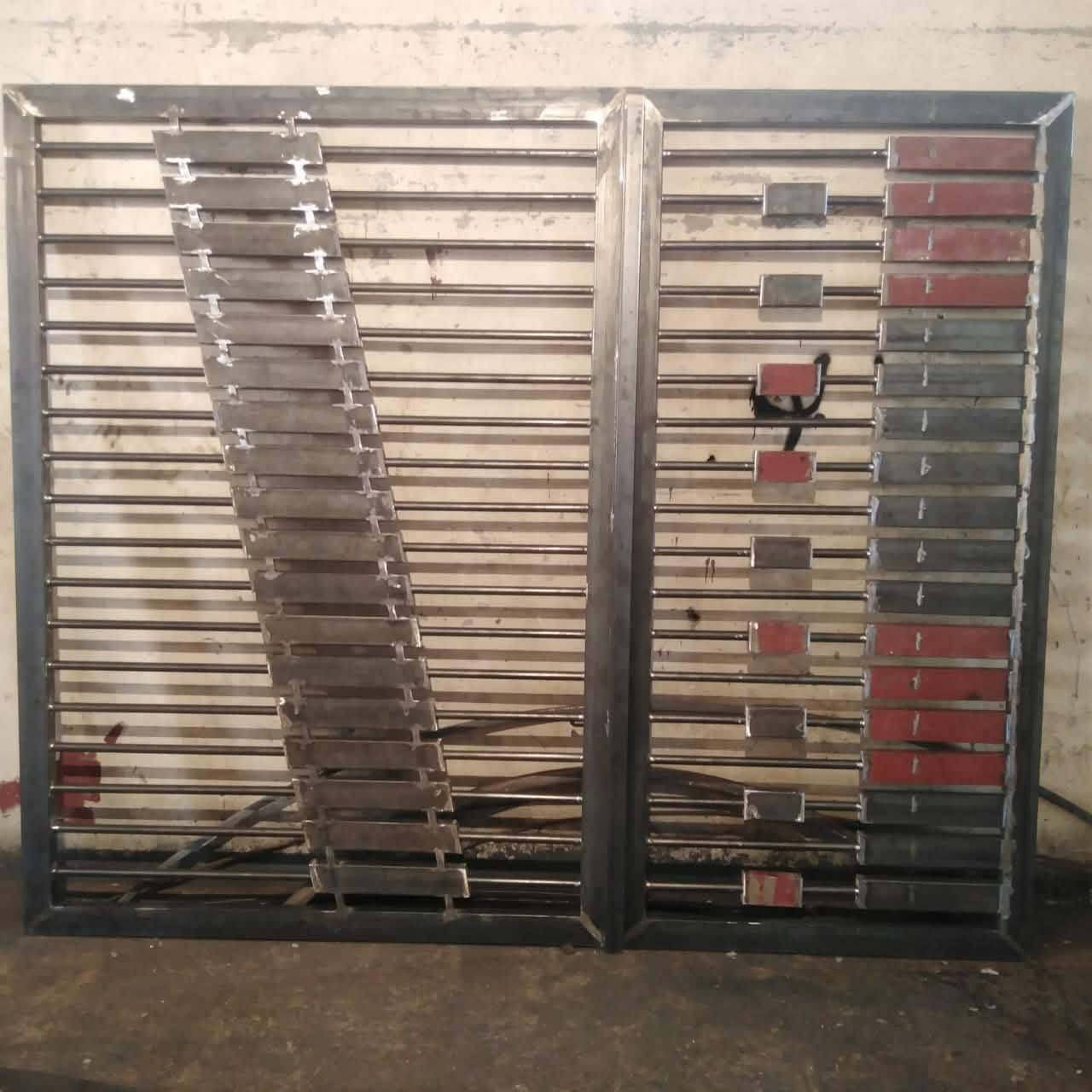 السلام عليكم اي احد يحتاج ابو شبابيك او أبواب او اي شي يخص الاحدادة يجي خاص متوفر عدنا شغل درجه اولى المكان موصل الايسر اي يستفسار تعال خاص


**إذا كنت صاحب هذا الإعلان وتريد حذفه لأي سبب، رجاءا أرسل رسالة إلى الدعم الفني**