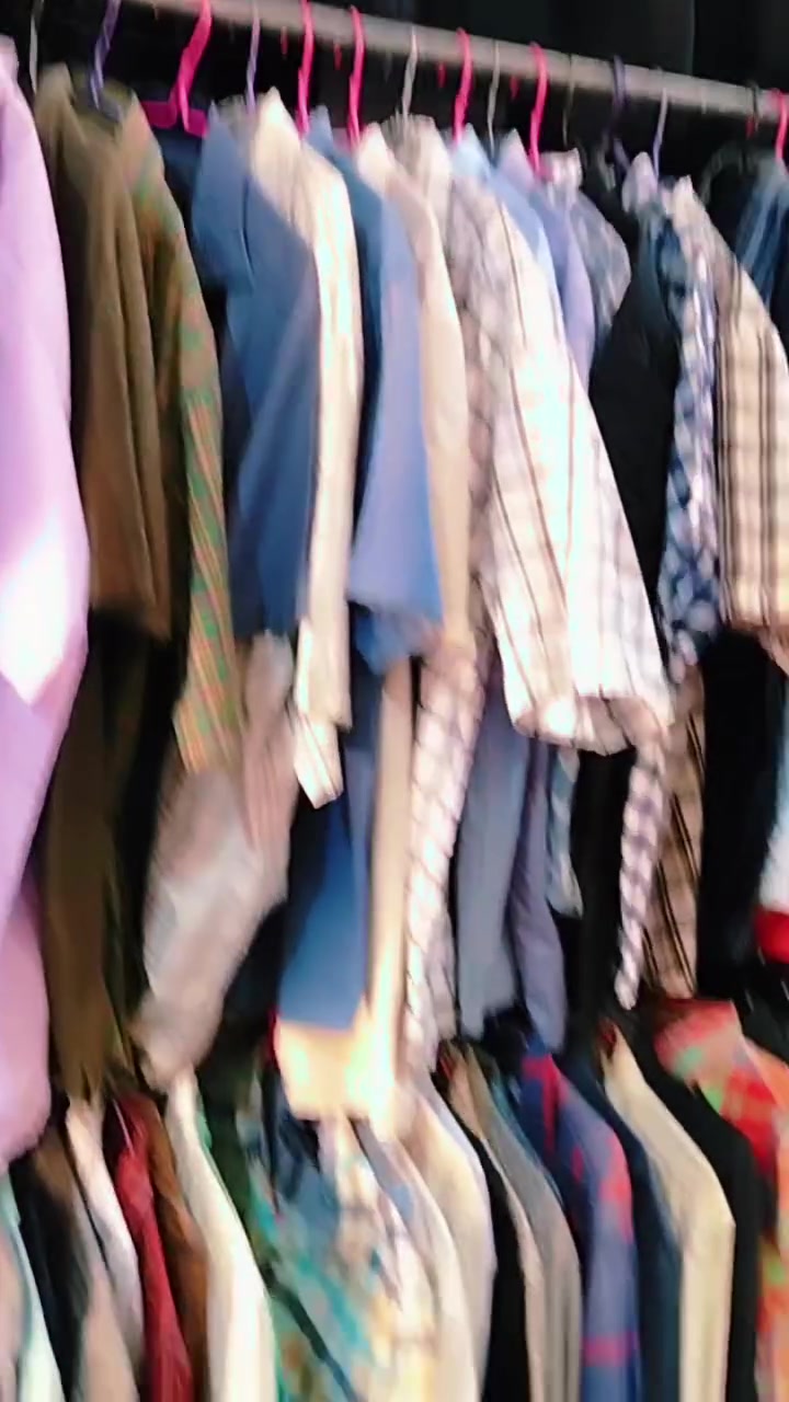 قميص رجالي مال عمل ردن ونص ردن 

هيت الجري شارع المقابيل نافوره


**إذا كنت صاحب هذا الإعلان وتريد حذفه لأي سبب، رجاءا أرسل رسالة إلى الدعم الفني**