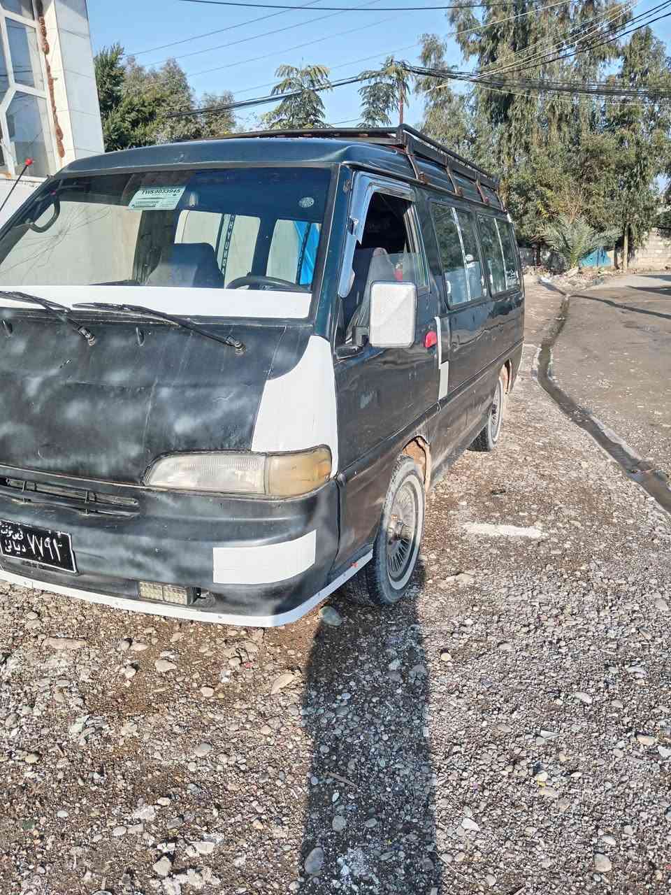 هۆندا 1993ئارم پلاستیک و سەنەوی ااسلی لەگەلە 
مەکینە اوجی
ئوتماتیک
کوشین فارە
بەشەرتی گیرو مەکینەو اکسل
لەکەلارم
35گلاومەعامەلە
***********
