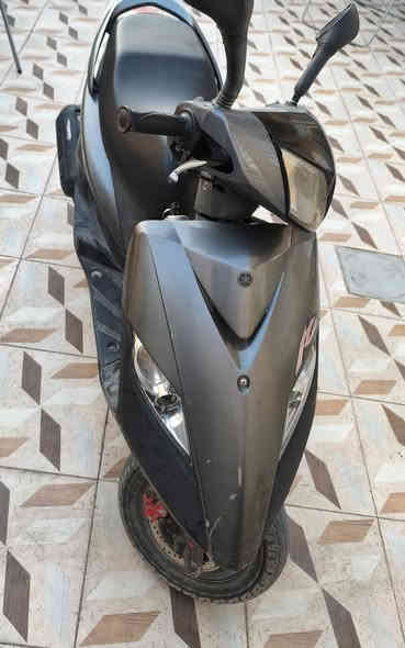 السلام عليكم ورحمة الله ماكس ثعلب ١٤٠ للبيع كابريتر نظيفة بمعنة الكلمة ومكفولة من كلشي عدا الكفر الامامي مبدل فقط بنفس اللون باقي الدراجة مكفولة من كلشي كهربائيات كلها شغالة قفل جنطة قفل ستيرن مكينة مكفولة ممفتوحة دراجة نظيفة مال رمبة سعرها ٧٥٠ بيها مجال للطيبين ان شاء الله مكاني بغداد الدورة 

***********  بي واتساب
***********
