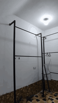 السلام عليكم
ستاندات مال ملابس كامله من كلشي بس تفتحه وتنصبه
للاستفسار ***********
