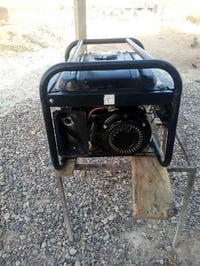 يوجد مولد للبيع بعده نضيف مو مفتوح المحرك ماله البلادي  سعره 170 وبي م...