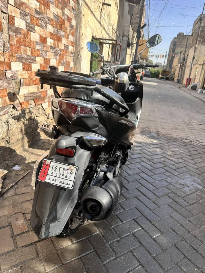 دراجة ماجسته إس للبيع الدراجه شغاله نقصها باتري وتاير خلفـي أبيع كوم حديد العنوان بغداد مدينة الصدر السعر بـ500الف وبيها مجال بيع مستعجل الاستفسار اكثر على الرقم ***********
