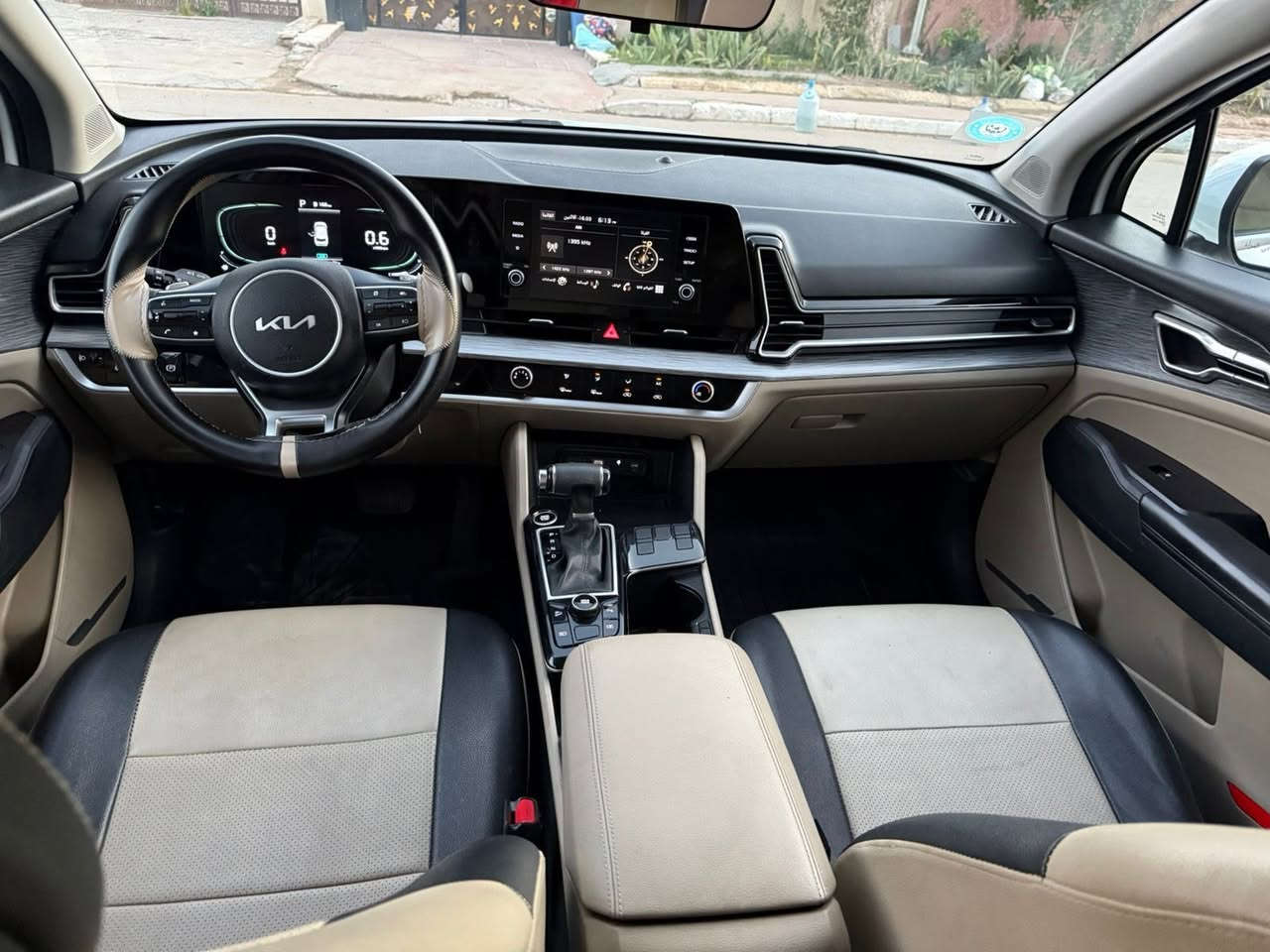 السلام عليكم كيا سبورتج خليجي موديل 2023 كفاله عامه من كلشي رقم بغداد بأسمي مواصفات بصمه 5 مودات قياده لايتات زنون داخل لونين وباقي المواصفات المعروفه السيارة جديده لوك بوضع الشركة السعر  216$ ماشيه 33 الف km عنواني بغداد حي الجامعه للاستفسار 
***********
علماً سياره ب اسمي
