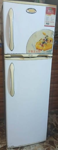 ثلاجه مستعمله • متر ونص • مدينه الصدر