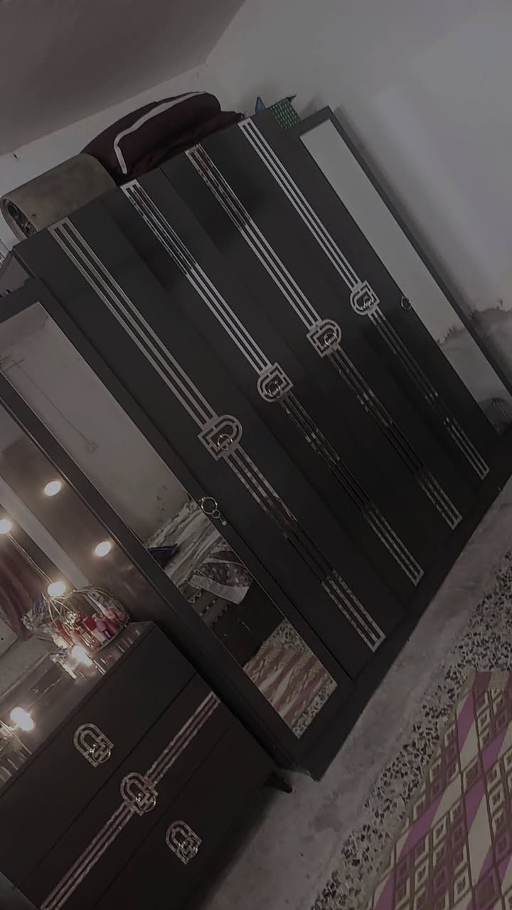 غرفه للبيع نضيفه حيل ٥ قطع مكان زعفرانيه نهايتها ٤٠٠ قفل


**إذا كنت صاحب هذا الإعلان وتريد حذفه لأي سبب، رجاءا أرسل رسالة إلى الدعم الفني**