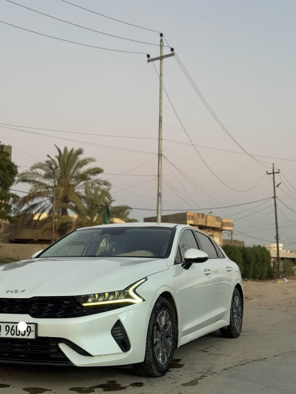 السلام عليكم 

K5 هايبرد 2023 
وارد كوري 
🔺تحكم ستيرن 
🔺ترحيب عند الاقتراب 
🔺تحديد مسار 
🔺كروس سرعه
🔺ماصده اربع عدسات
🔺اشارة بالمري
🔺مري كهرباء شفط 
🔺شاشه كبيره لمس 
🔺شاشة تبريد لمس
🔺كير ماوس 
🔺اوتو هولد 
🔺تدفئة كشنات 
🔺تدفئه ستيرن 
🔺تبريد قطعتين 
🔺كشنات جلد 
🔺جامات اربعتهن اوتو 
🔺داش كام
🔺فتح جنطه عند الاقتراب  

سنويه جديده 2030  
والسبارة باسمي تحويل بنفس اليوم حاضر 
كير ومحرك مكفول وتبريد ثلج 
السيارة مكفولة من الضربه والصبغ
 بيها تبديل جاملغ اثر خدش عميق   
***********
