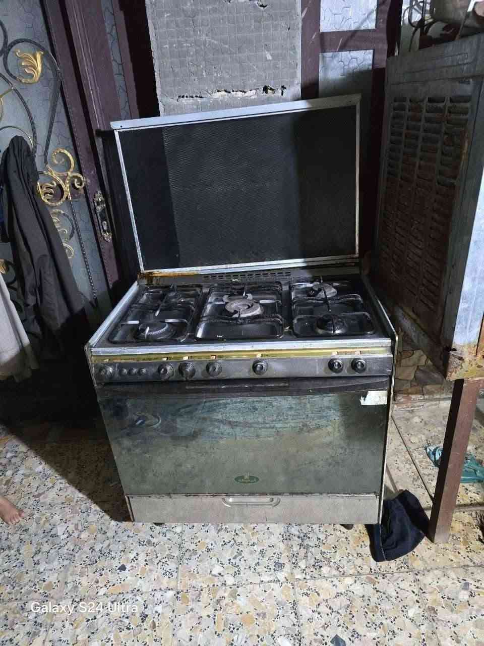 طباخ كريازي 100الف الحجم الكبير العنوان حله ورديه خارج قرب علوت المخضر يم البسطيات مال المخضر 100الف بيع مستعجل ***********
